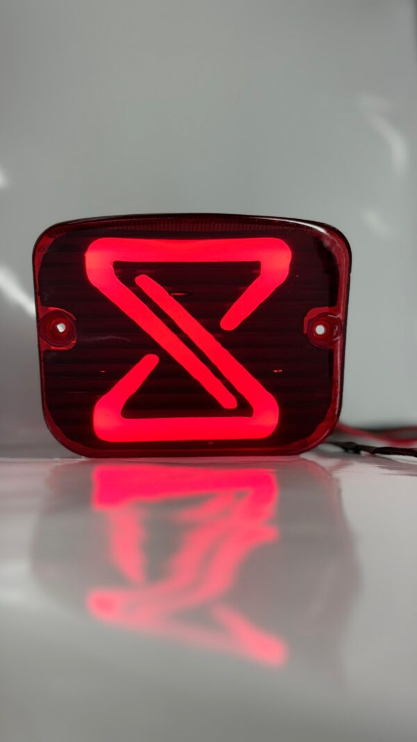 Thar back light Splendor red colour